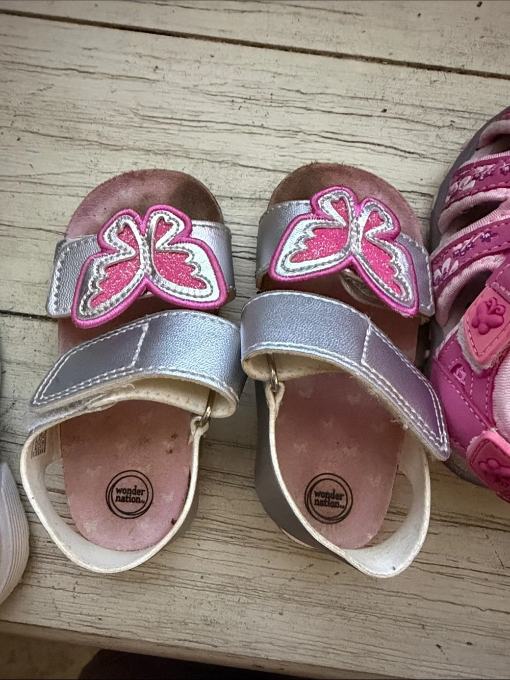 wonder nation Pink Sporty Hook-and-Loop Kids Sandals